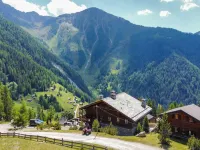 Apartment on ski slopes of Prarion