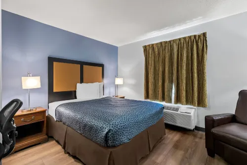 Suburban Studios Brentwood - Nashville - Parkplatz