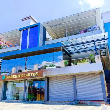 Serenity Suites Отели в г. Ути