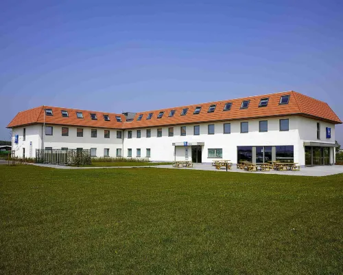 Ibis Budget Oostende Airport Hotels near Mariakerke