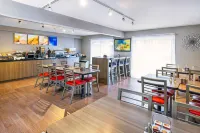 Comfort Inn - breakfast