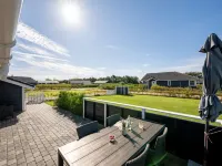 "Shalin" - 1.4km to the Fjord Hotels in Hemmet