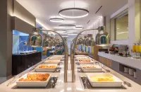 Blue Lagoon City Hotel - พร้อมอาหารเช้า