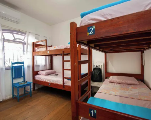 Onça da Praia Hostel Hotels in Vitoria