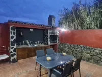 Wonderful Typical Canarian House with Outdoor Pool and Wifi in the Mountains.