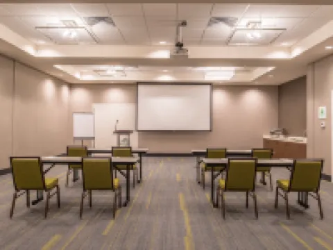 Holiday Inn JOPLIN by IHG Hoteles en Joplin