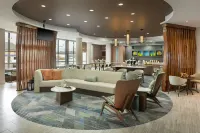 SpringHill Suites Wichita Airport - Airport Shuttle