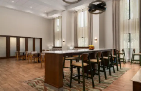 ハンプトン イン & スイーツ ホワイトフィッシュ