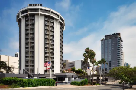 The Dextro Hotel, Bw Premier Collection Отели рядом с достопримечательностью «Морской музей Сан-Диего»