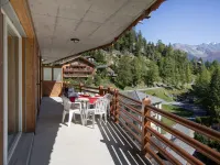 Les Combins 30 - Homestays