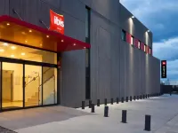 Ibis Oviedo Hotels in Oviedo