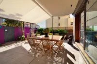 Dive Hotel Hotels in Coogee