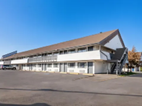 Americas Best Value Inn Kansas City East/Independence Hotels in Independence