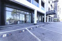 Hotel Cube - Motels