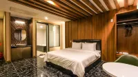 The King Hotel - Butik