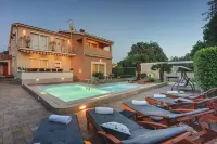 Villa Marina Istria Nearby Pula - Crovillas -  case vacanza in affitto