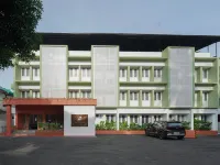 Sreenivas Lodge by Copperfolia فنادق في كوزيكود