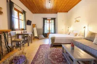 Orias Guesthouse & Farm Hotels in Zarouchla