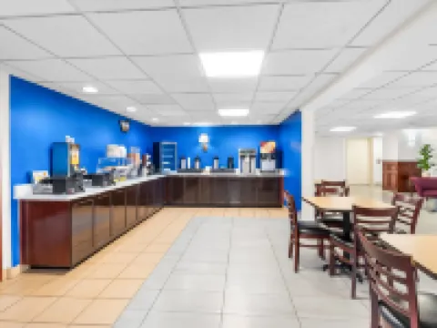 トラベロッジ バイ ウィンダム ウィンチェスター フレデリックのホテル