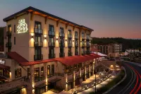 The SOMM Hotel & Spa, Autograph Collection - New