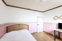 Sacheon Mihwa Palace