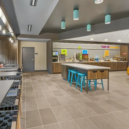 Tru  by Hilton Goodlettsville Nashville