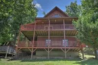 Game Room & Fire Pit: Picturesque Cabin in Murphy - Country Houses