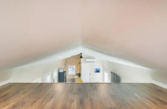 20 Mi to Glacier Natl Park Pet-Friendly Cabin