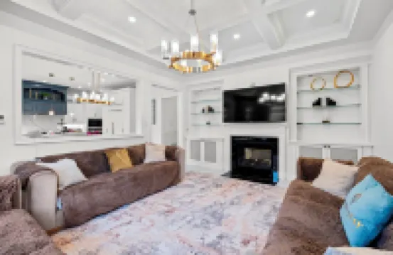 GLOBALSTAY Luxury 4-Bedroom House near Wonderland with Free Parking