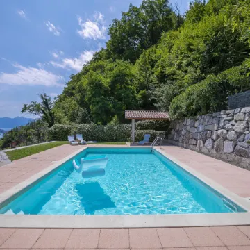 Le Petit Palais Villa