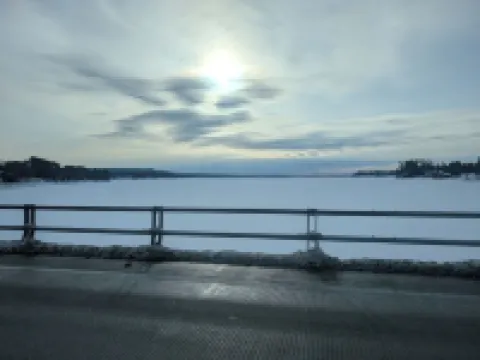 Sacandaga Lakefront Home, Pet Friendly, Sleeps 15! Fire Pit, Outdoor Deck