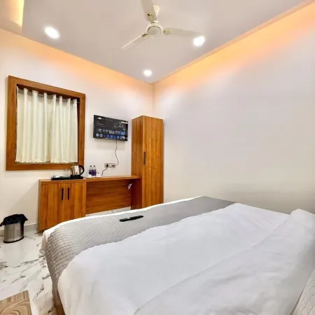 Hotel Betwa Sarowar