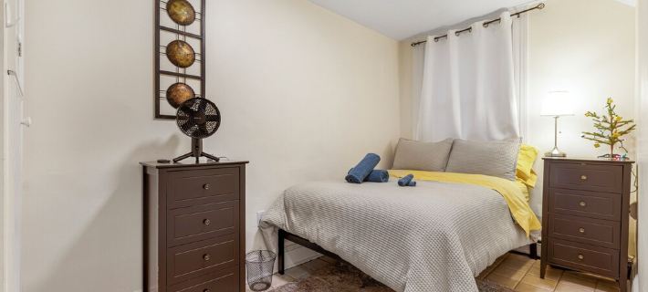 Spacious Apartment Steps from NYC, Private Yard Ξενοδοχεία στην πόλη Hoboken