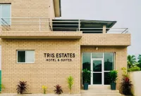 Tris Estates Suites Hotéis em 