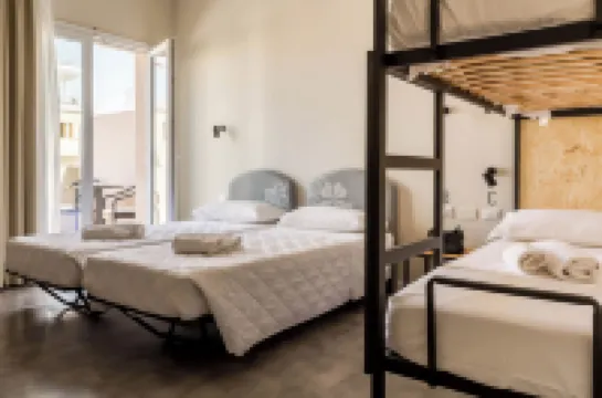 Piccolo Catalunya Hostel