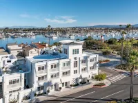 Bay Shores Peninsula Hotel Hotels near Sherman Library & Gardens