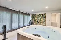 Upscale Waterbury Retreat w/ Indoor Hot Tub! - Wifi