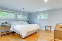 Hamptons Vacation Rental w/ Salt Water Pool - Parkplatz