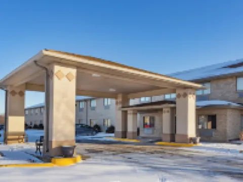 Super 8 by Wyndham Kokomo Hotels in Kokomo