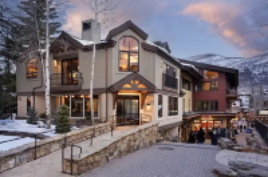 韋爾四季度假村飯店