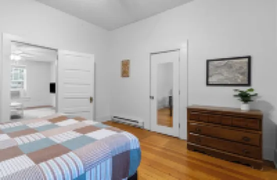 Suite 2, Quick Stroll to Downtown Black Mountain