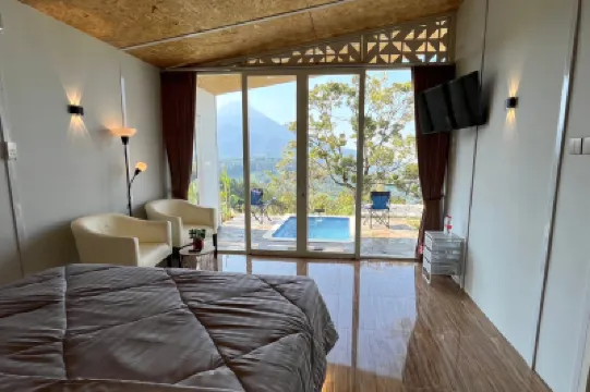 Villa Vive Trawas Hotels in 