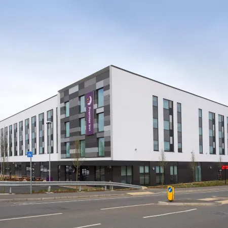 Premier Inn Slough West (Slough Trading Estate)