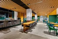 Holiday Inn QUEENSTOWN REMARKABLES PARK by IHG - Bars
