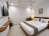 Raw Leaves - Premium Family & Business Hotel Near Rajkot Railway Station Hotels in Rajkot