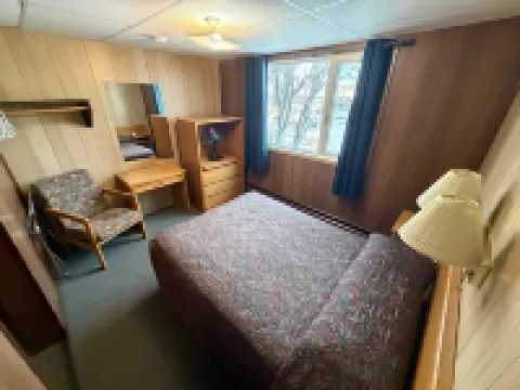 Airport Chalet
