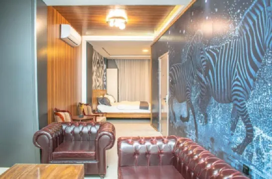 MAISON MAYAKI Hotels in 