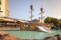 Golden Bahía de Tossa & Spa  . - ビーチサイド
