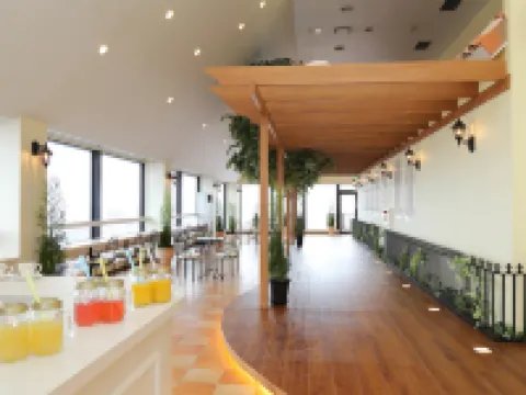 ホテルグランヒルつたや 三沢のホテル