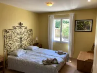 Comfortable villa with jacuzzi